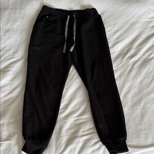 Figs Women’s Technical Collection Top in Black